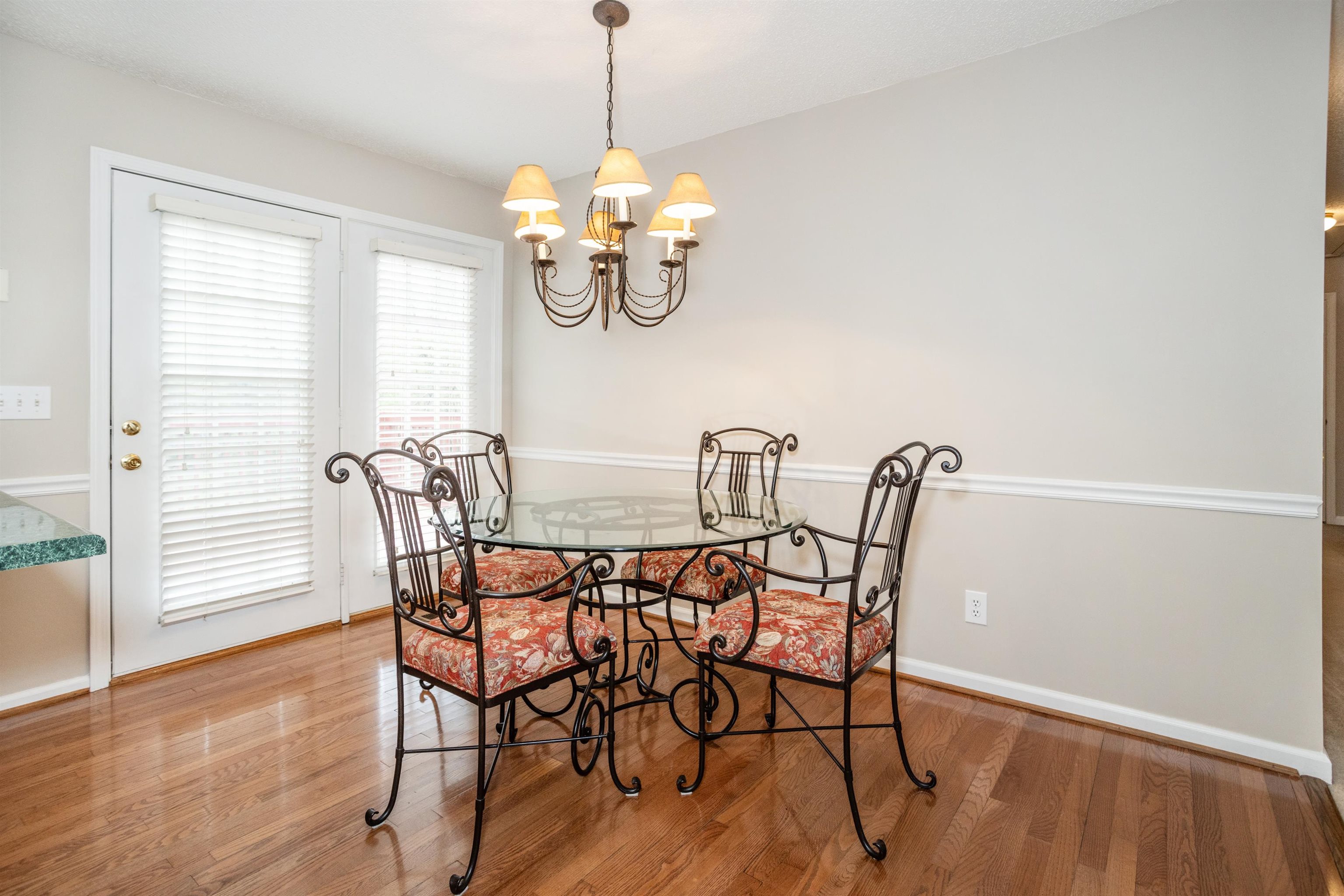 220 Palmetto Circle, Greer, South Carolina image 19