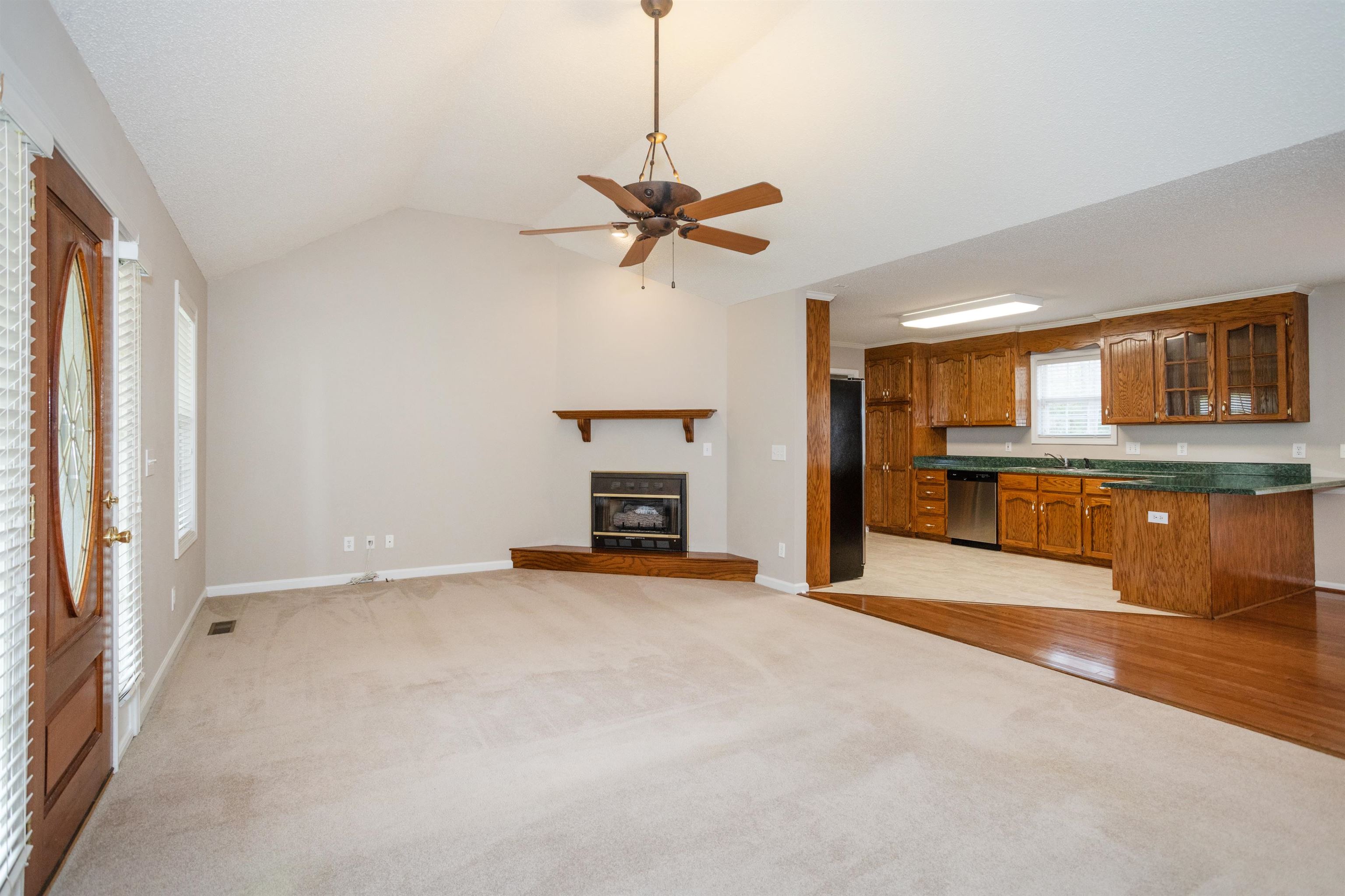 220 Palmetto Circle, Greer, South Carolina image 6