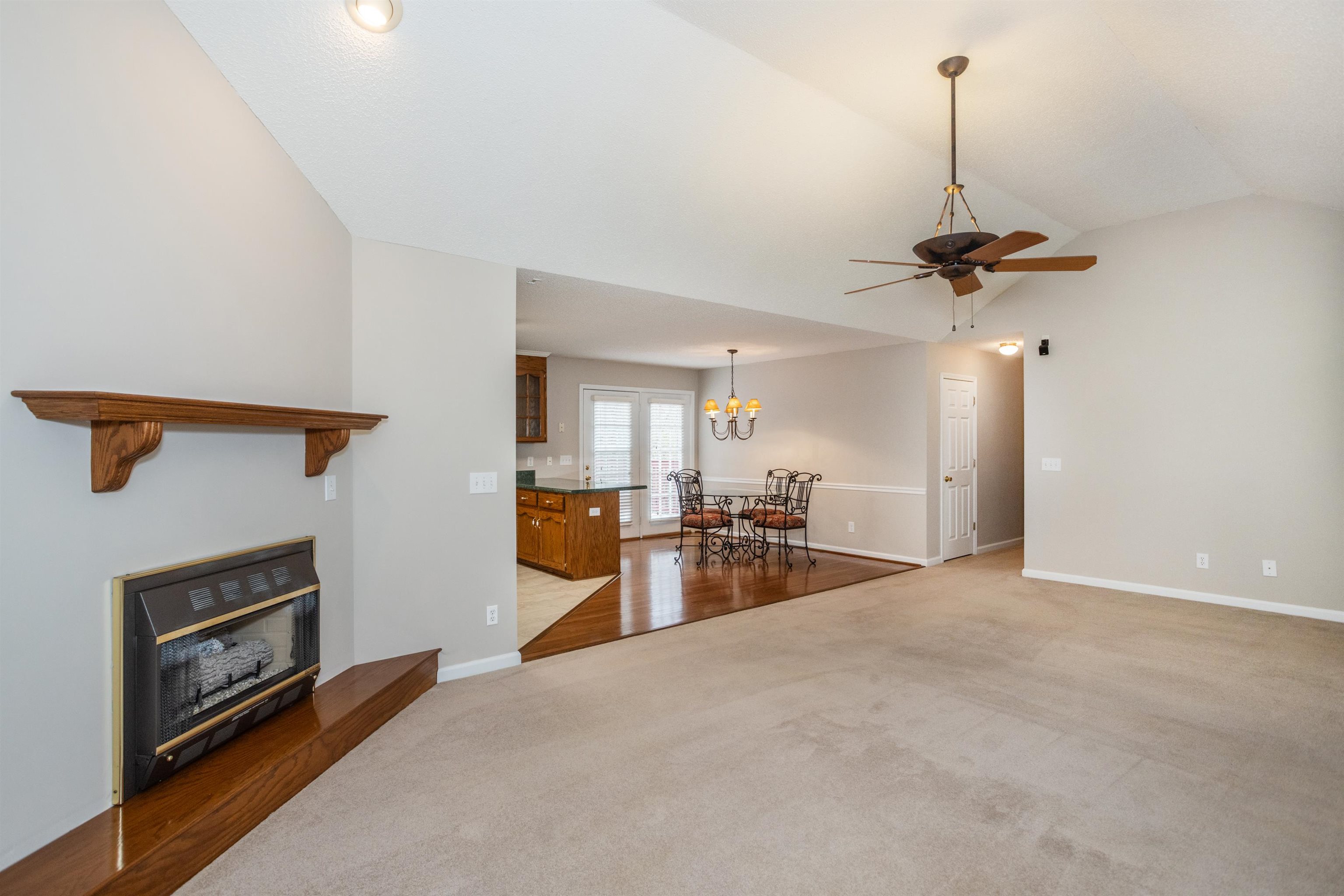220 Palmetto Circle, Greer, South Carolina image 8