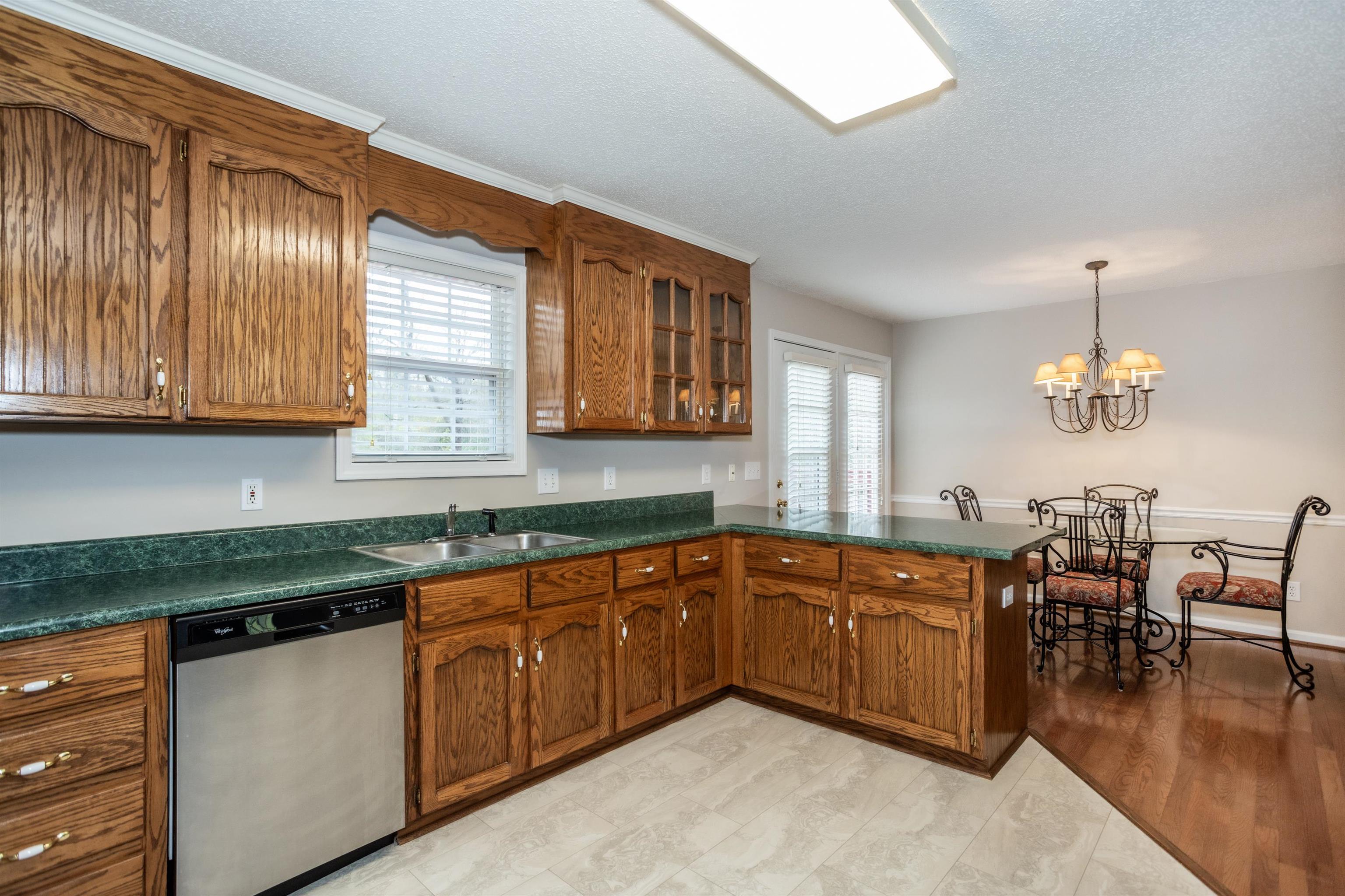 220 Palmetto Circle, Greer, South Carolina image 18