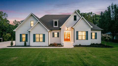 Homes For Sale - 107 Andrea Pointe Pt<br/> Anderson, SC 29625