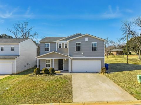 Homes For Sale - 216 Wayfair Lane<br/> Wellford, SC 29385