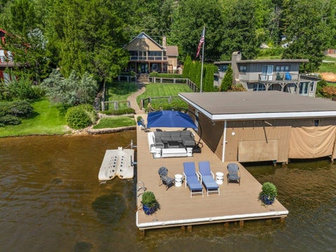 Homes For Sale - 1522 W Lakeshore Drive<br/> Landrum, SC 29356