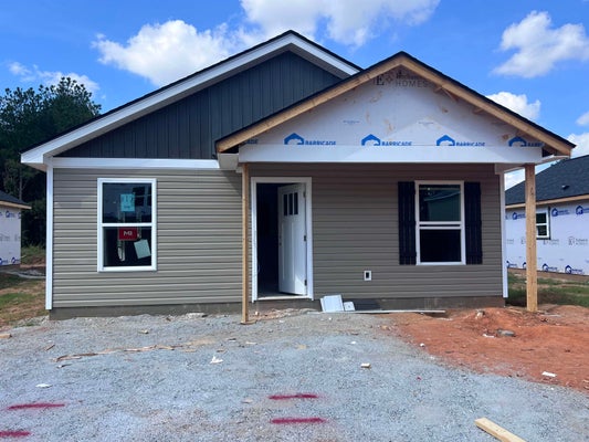 824 SERENA DR, SPARTANBURG, SC 29303 - Image f442a8bac93c1a1e240518a9e5eccbf4/3202260423
