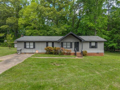 Homes For Sale - 611 Whites Road<br/> Gaffney, SC 29340