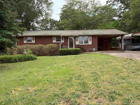 Homes For Sale - 6151 Woodfield Circle<br/> Spartanburg, SC 29303