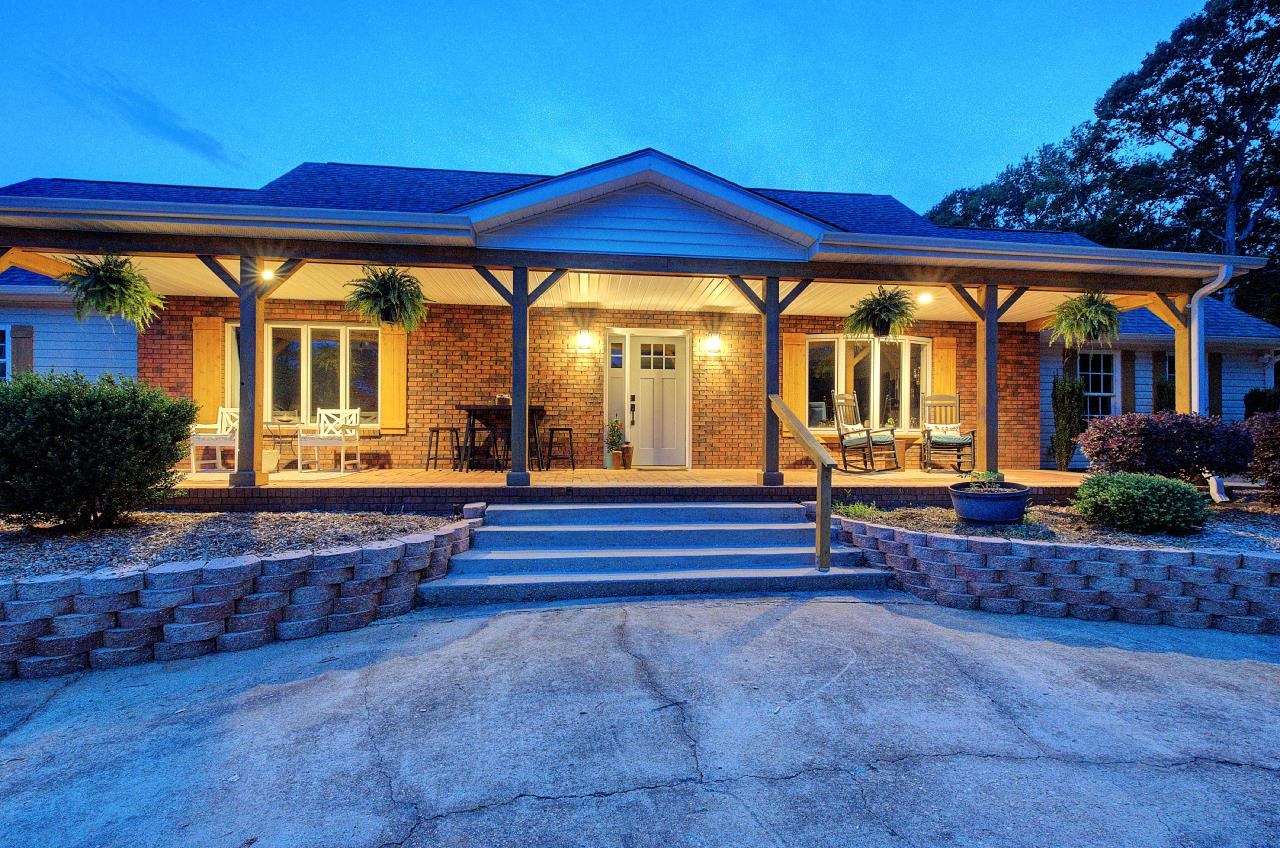 244 Hewitt Road, Fountain Inn, South Carolina image 2