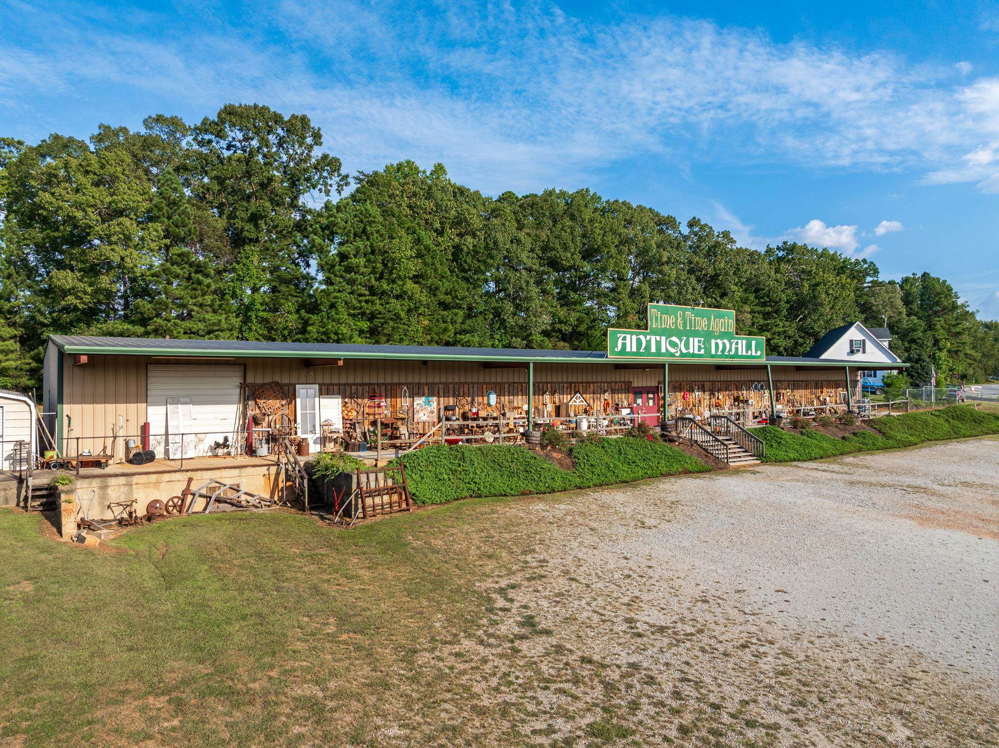 Inman, South Carolina 29349, United States, ,2 BathroomsBathrooms,Commercial,Active,211769