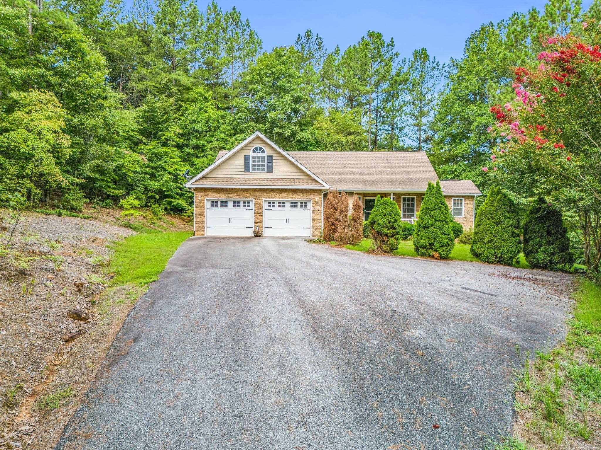 940 Hugh Champion Road, Tryon, North Carolina image 3