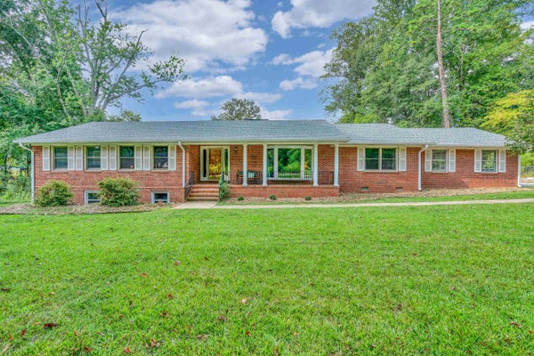 520 PERRIN DR, SPARTANBURG, SC 29307 - Image f8656cdb58fd7dac8b302ff403f892a1/3960669092