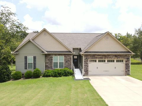 Homes For Sale - 122 E Phillips Avenue<br/> Gaffney, SC 29341