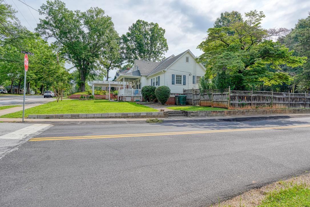 521 S Limestone Street, Gaffney, South Carolina image 44