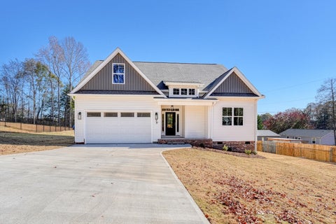 Homes For Sale - 25 Greenbriar Lane<br/> Woodruff, SC 29388