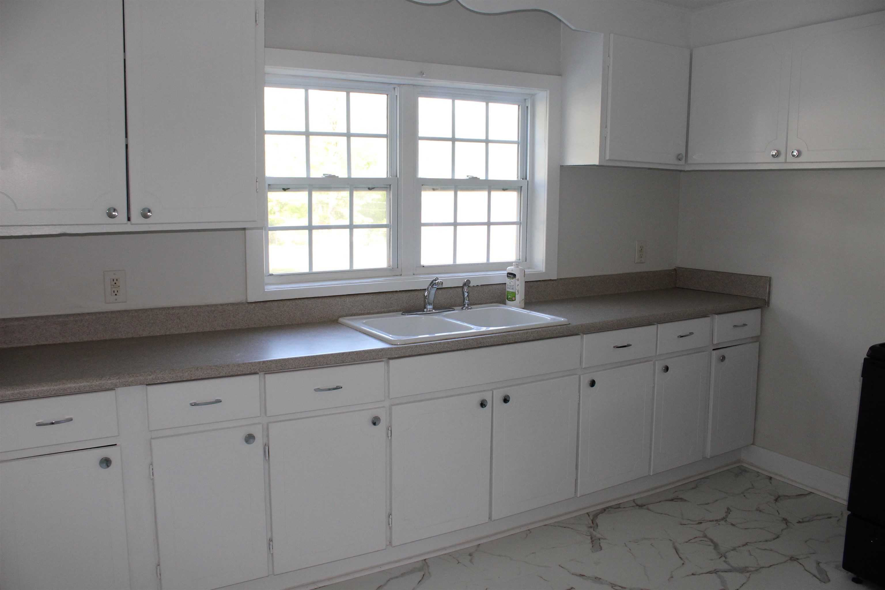 110 Gray St. Street, Spartanburg, South Carolina image 2