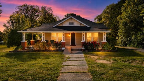 Homes For Sale - 30 Bridges Street<br/> Inman, SC 29349