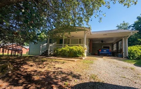 Homes For Sale - 4014 Pacolet Highway<br/> Pacolet, SC 29372