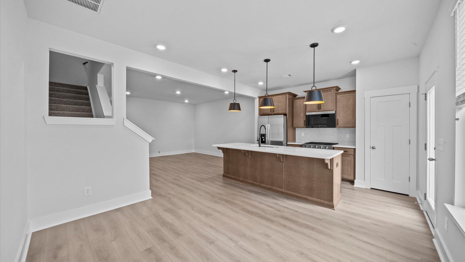 550 W Norvell Court, Spartanburg, South Carolina image 6