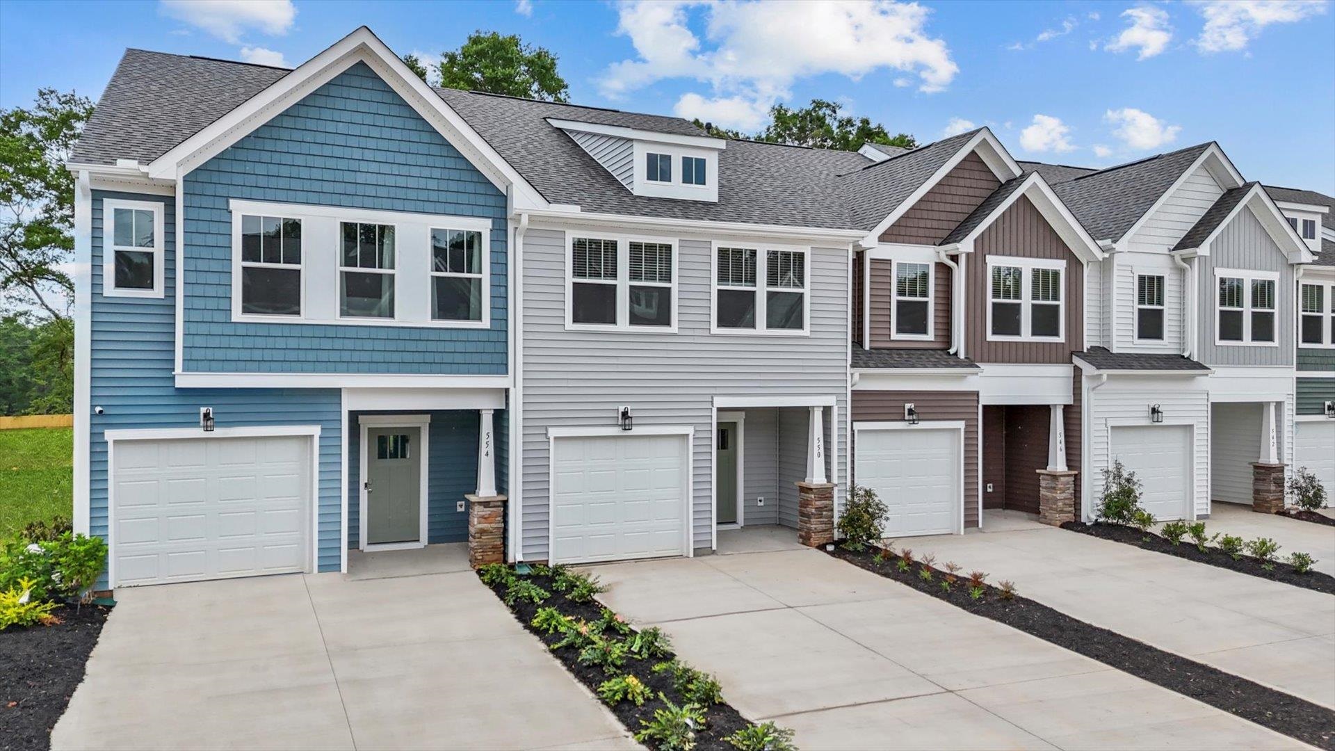 550 W Norvell Court, Spartanburg, South Carolina image 2