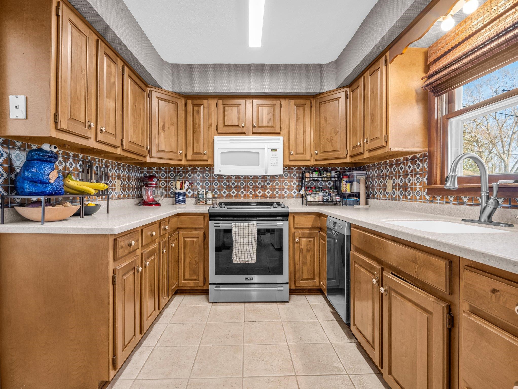 110 N Lyles Avenue, Landrum, South Carolina image 16