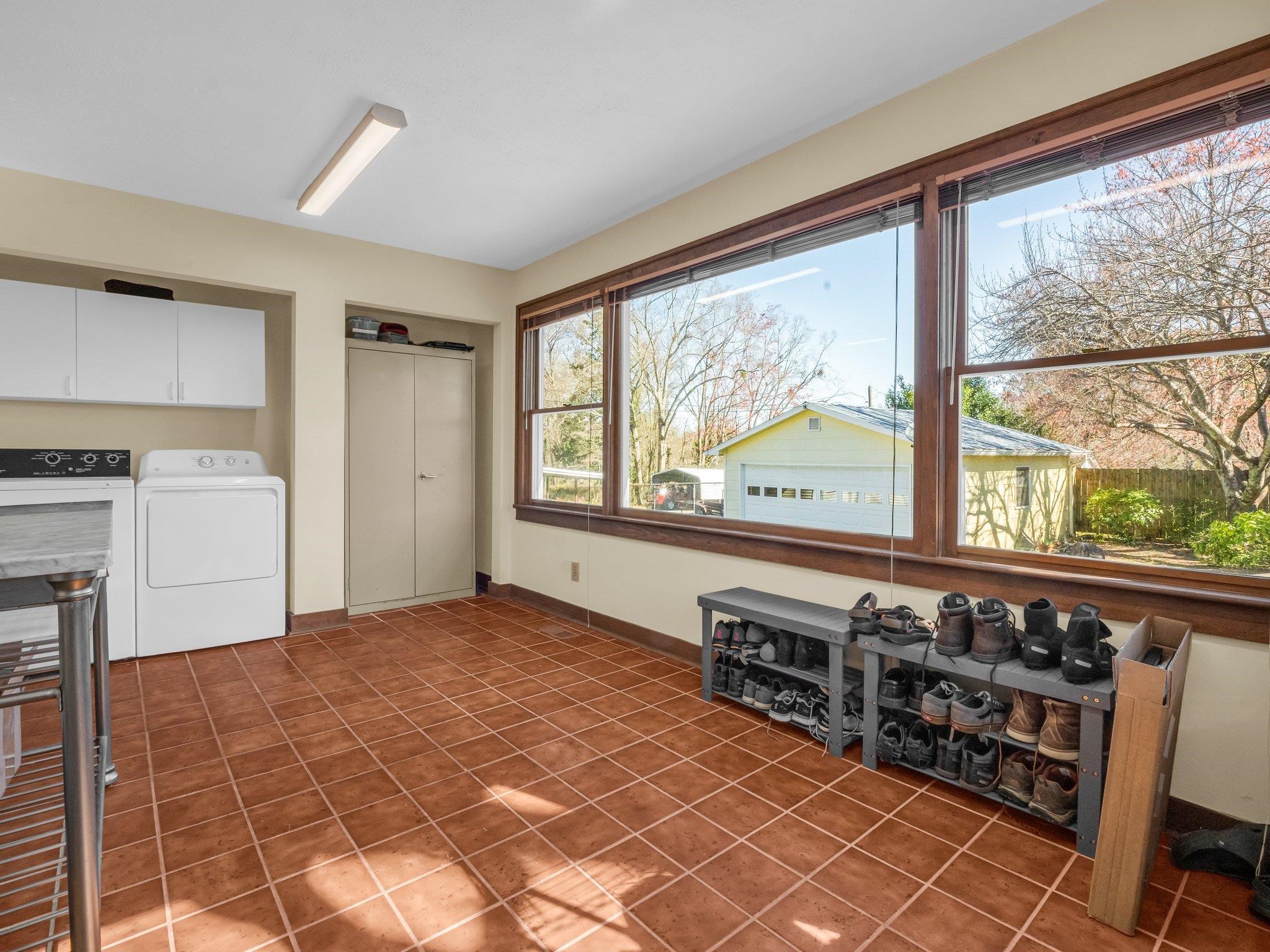 110 N Lyles Avenue, Landrum, South Carolina image 29