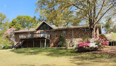 A home in Inman