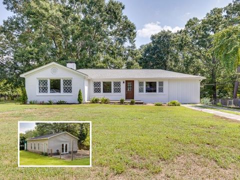 Homes For Sale - 215 Elaine Avenue<br/> Taylors, SC 29687