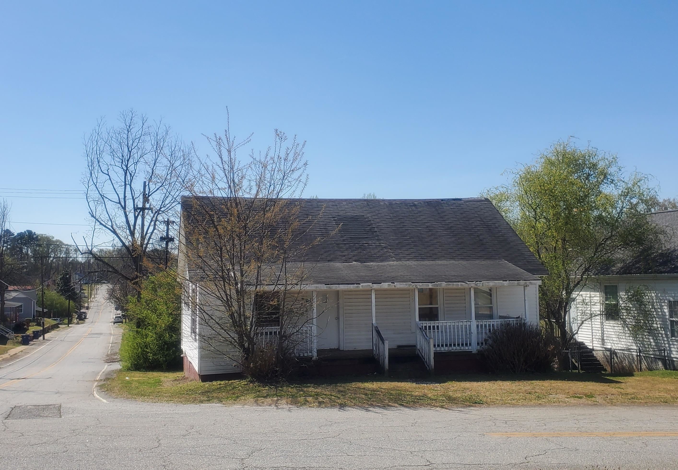 605 Gray Street, Woodruff, South Carolina image 2
