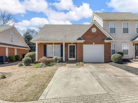 Townhouse For Sale - 206 Rexford Drive<br/> Moore, SC 29369