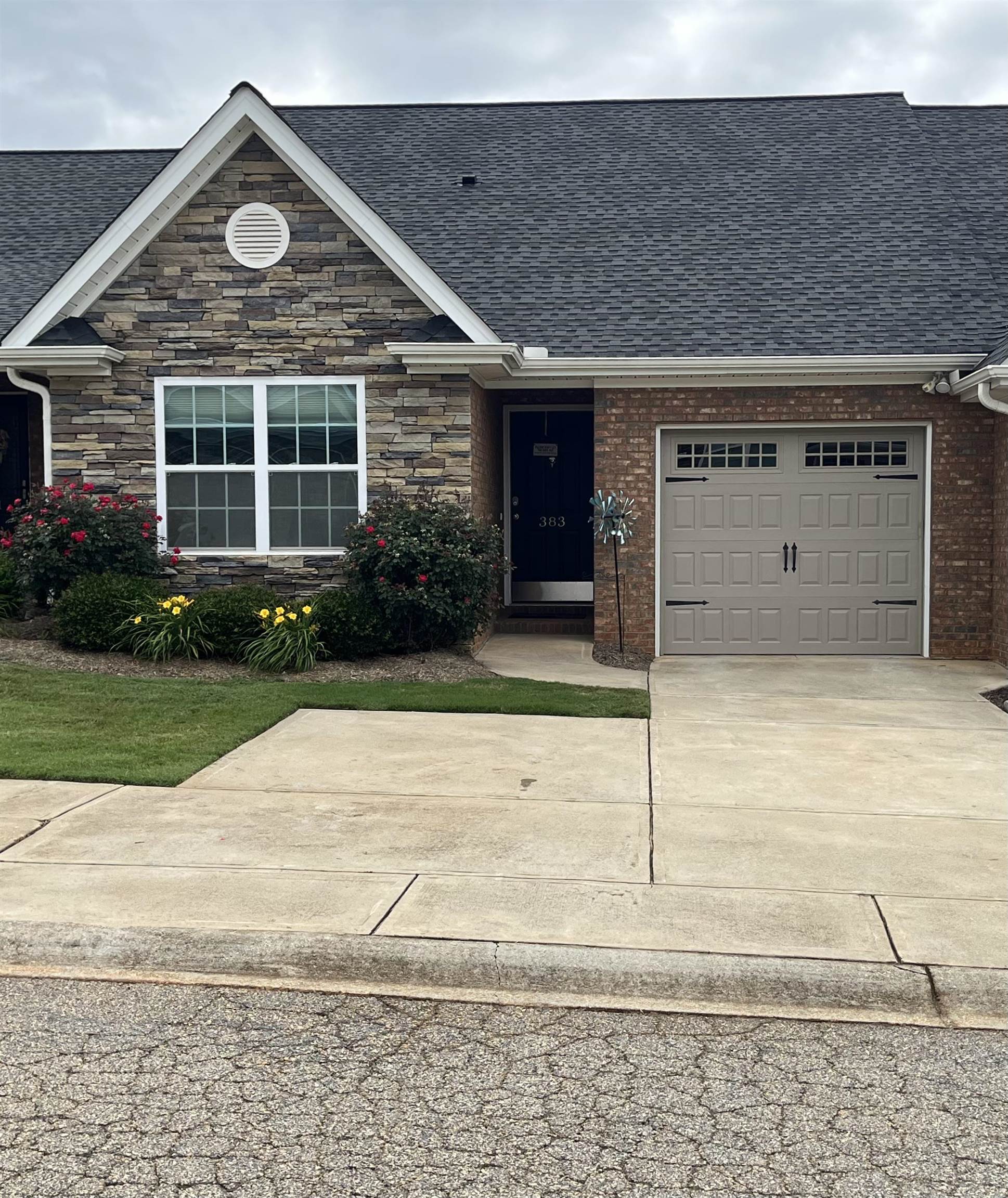 383 Amelia Springs Lane, Moore, South Carolina image 2