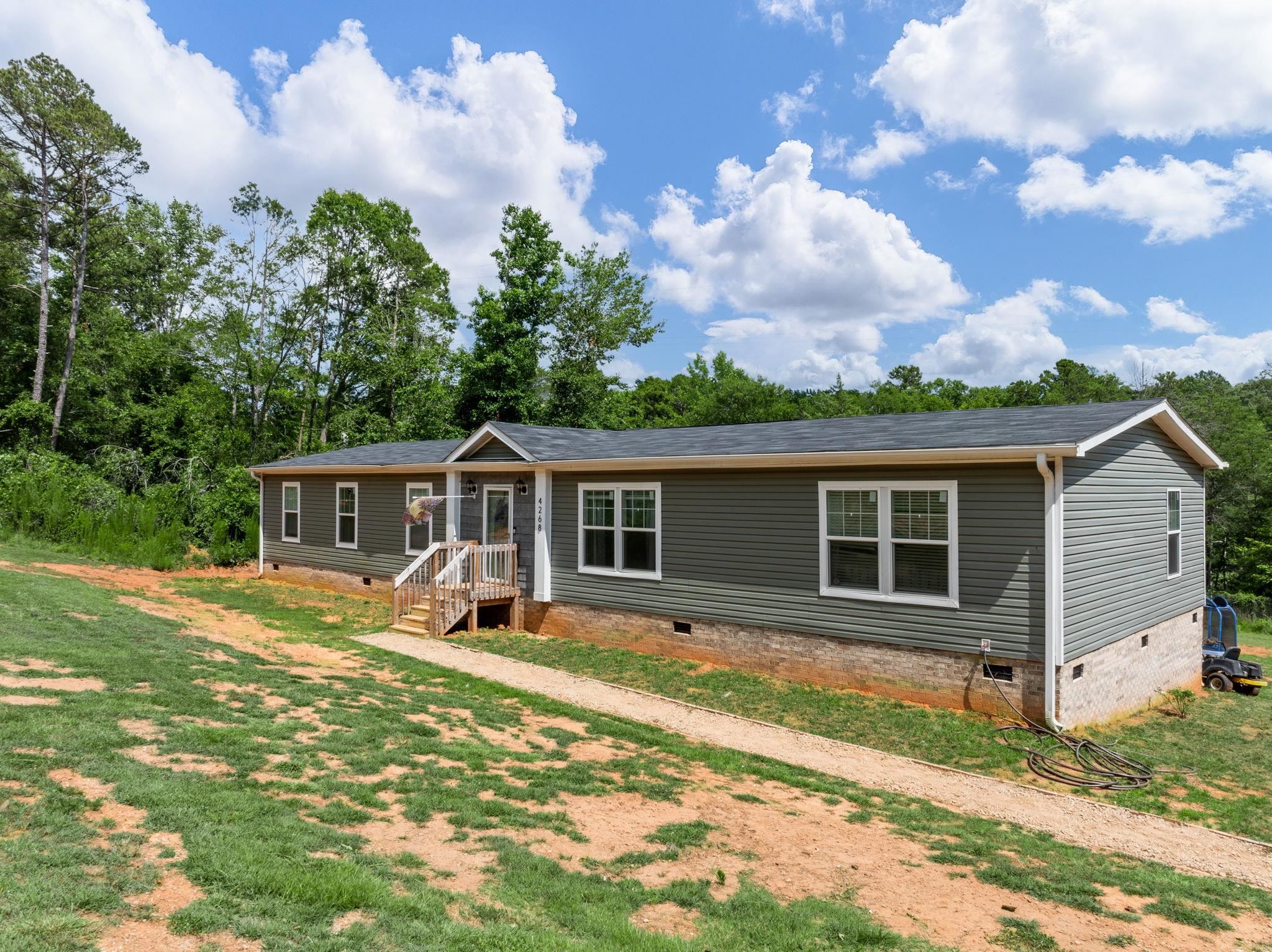 Spartanburg, South Carolina 29307, United States, 4 Bedrooms Bedrooms, ,2 BathroomsBathrooms,Residential,Active,163648