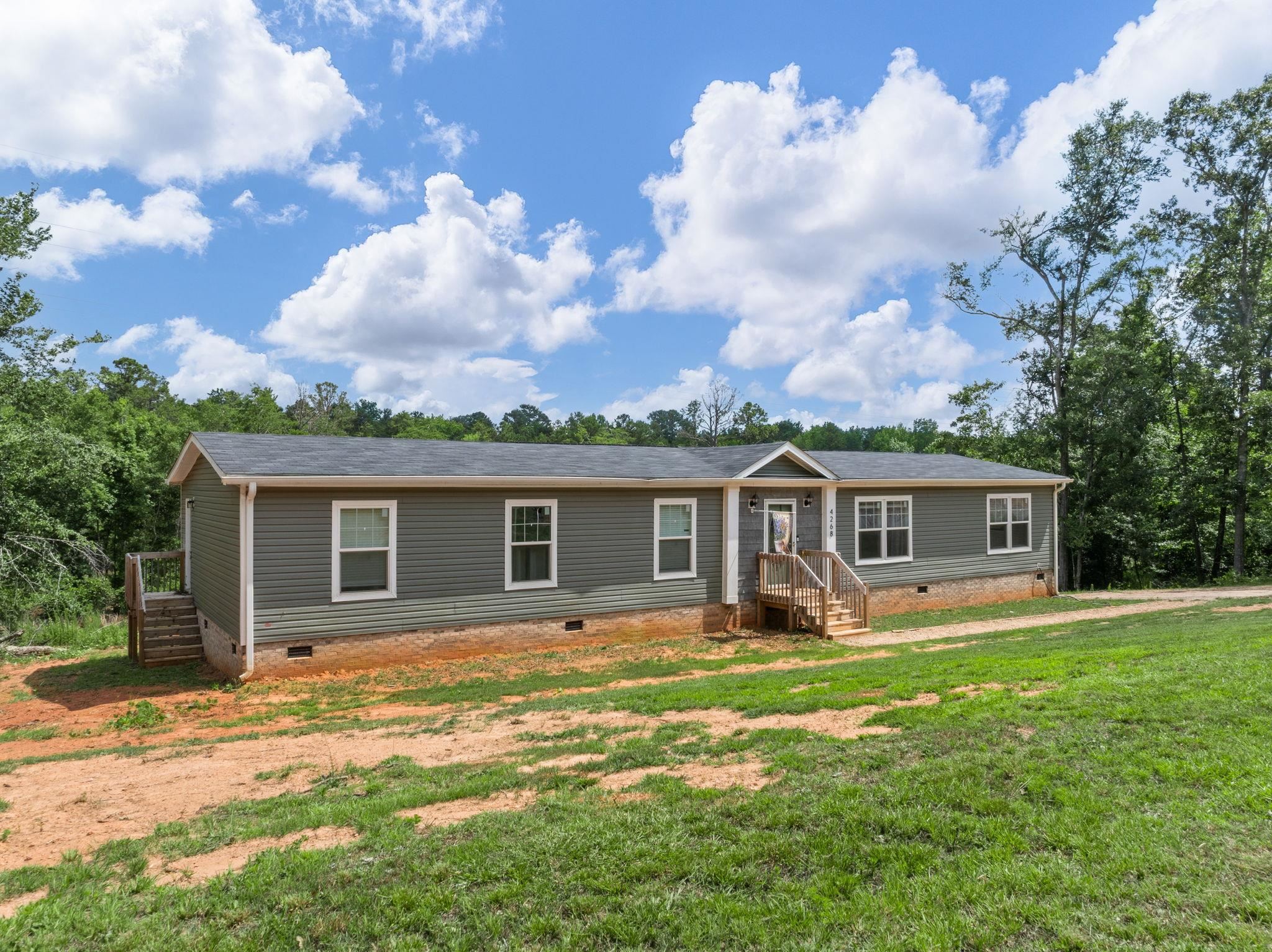 Spartanburg, South Carolina 29307, United States, 4 Bedrooms Bedrooms, ,2 BathroomsBathrooms,Residential,Active,163648