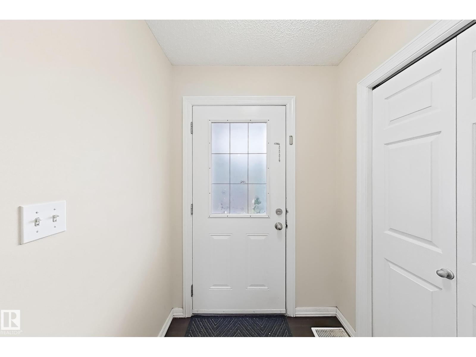 2829 18A AV NW