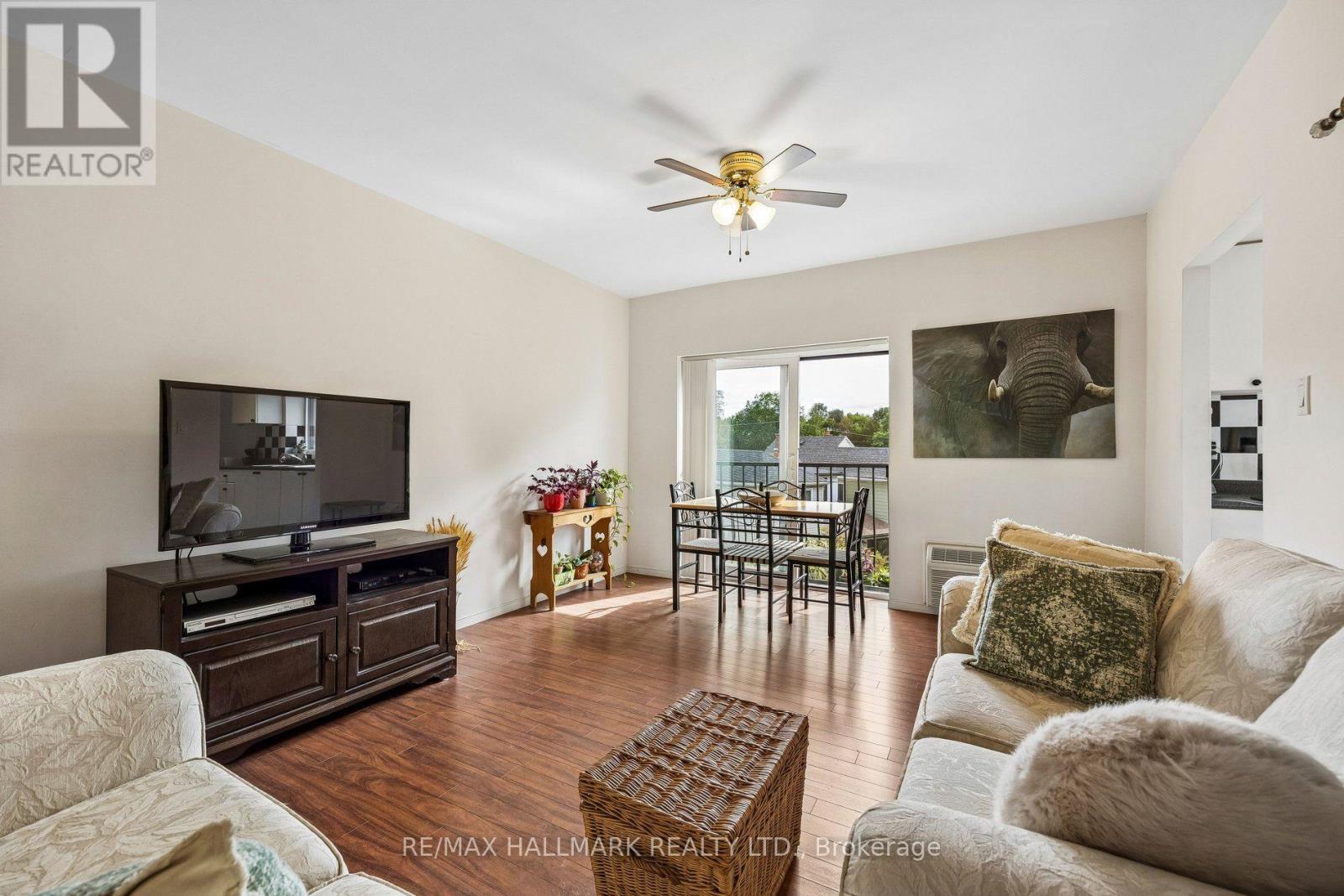 104 - 1715 KINGSTON ROAD
