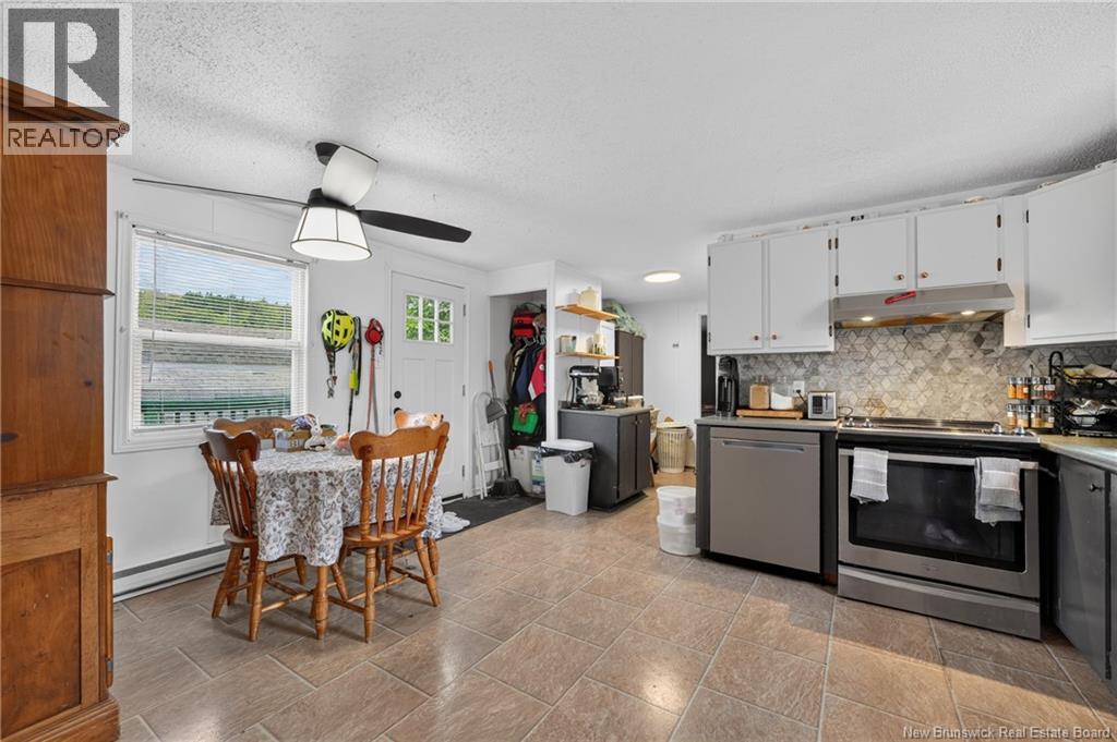 33 Glenview Drive - Photo 3