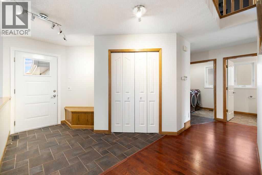 439 Douglas Woods Drive SE