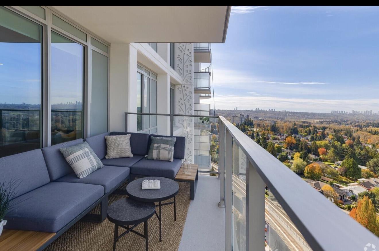 1702 9675 KING GEORGE BOULEVARD