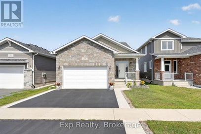 129 BRENNAN CRESCENT Loyalist (Odessa) ON K0H 2H0