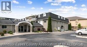 301 - 1995 Normandy St, Lasalle, ON 2