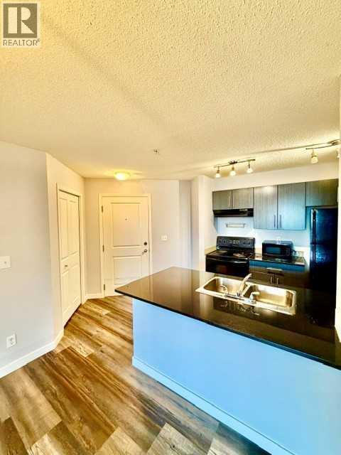 106, 5 saddlestone Way NE