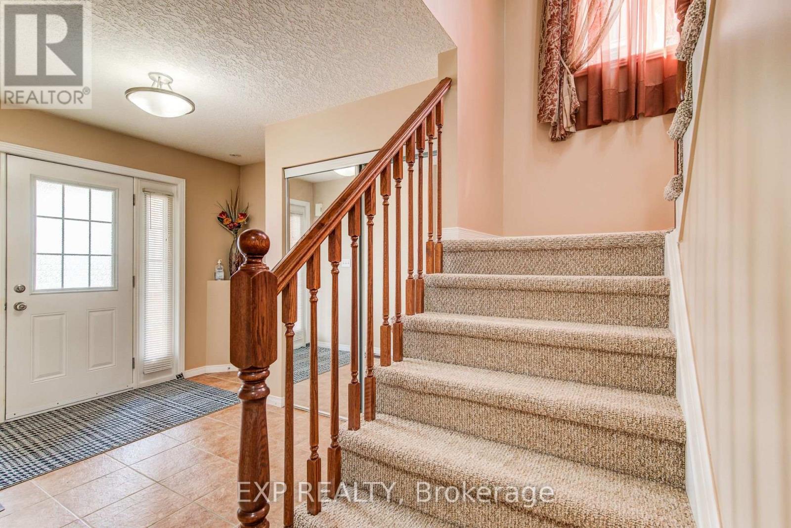 124 UDVARI CRESCENT