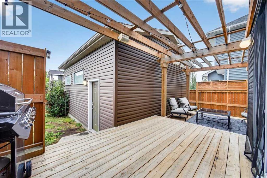 2584 Ravenslea Gardens SE