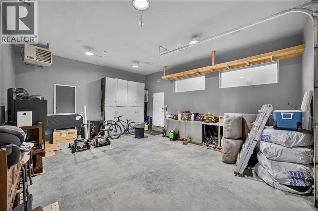 2584 Ravenslea Gardens SE