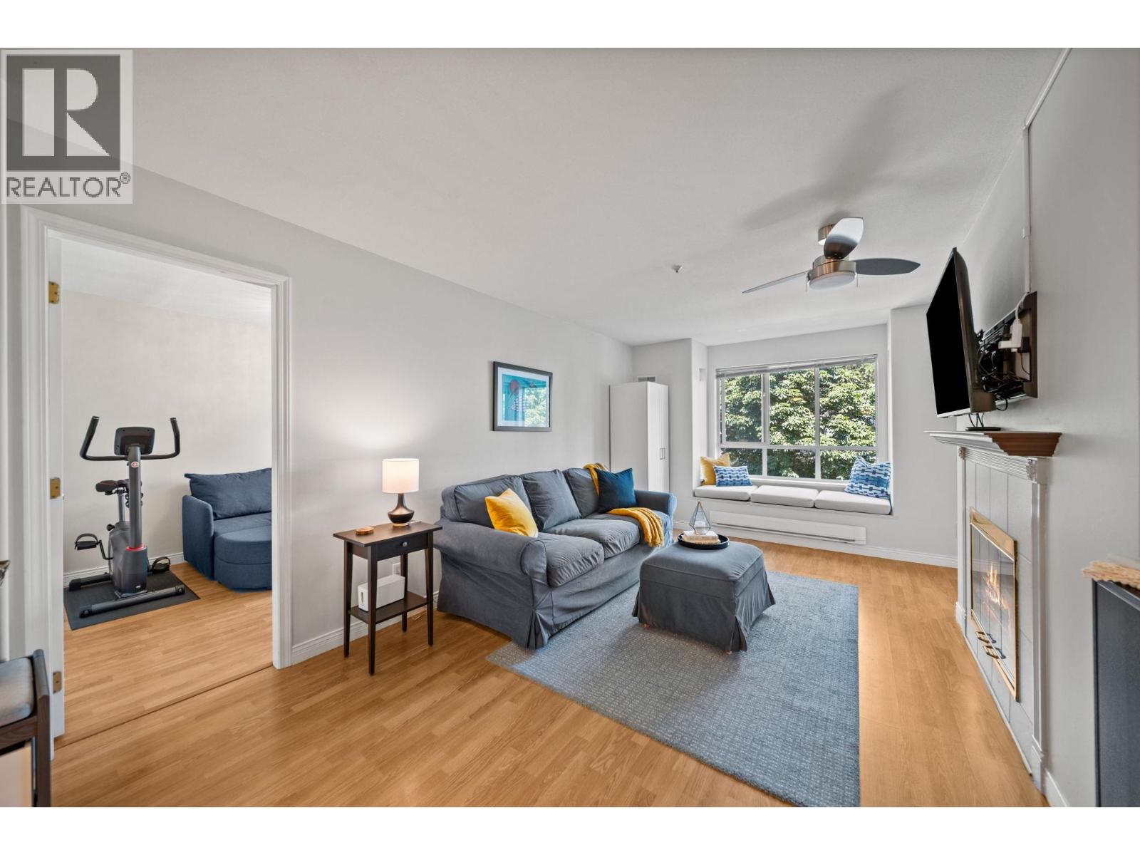 302 6745 STATION HILL COURT
