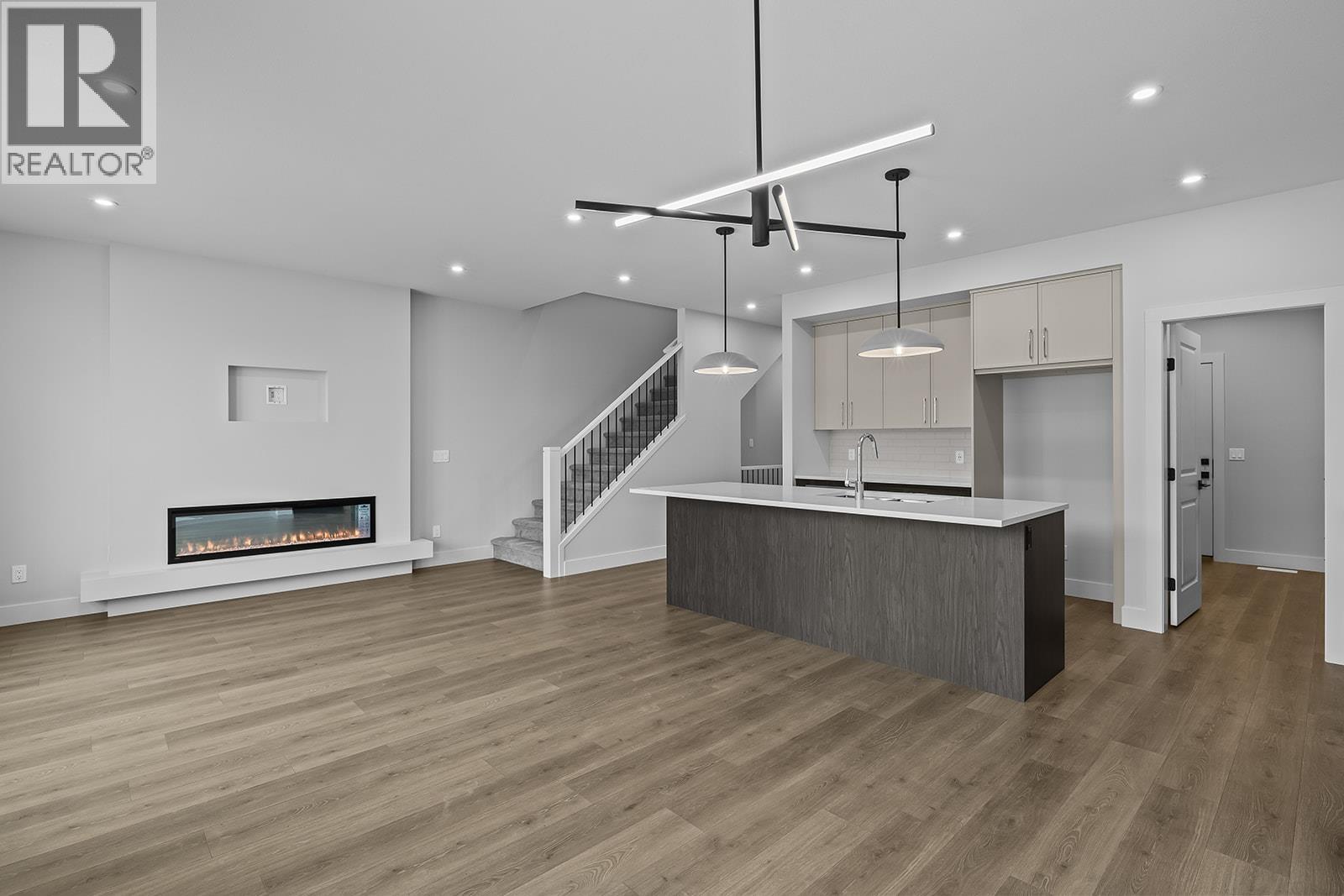 369 Arrowleaf Rise