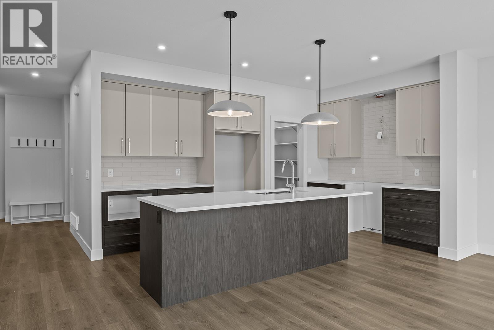369 Arrowleaf Rise