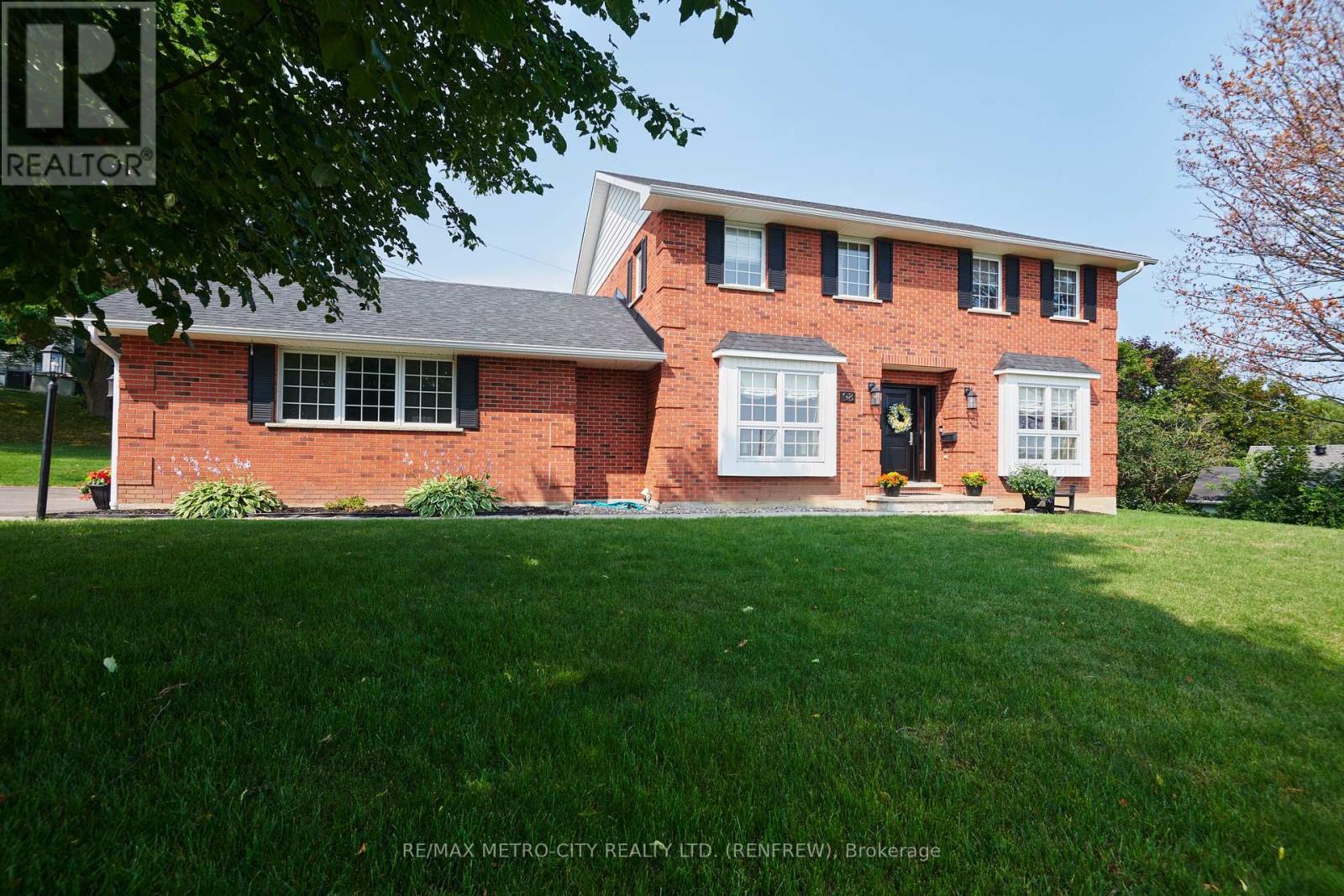 98 ERINDALE AVENUE