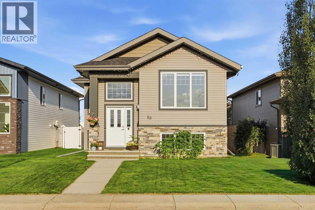 89 Aztec Crescent