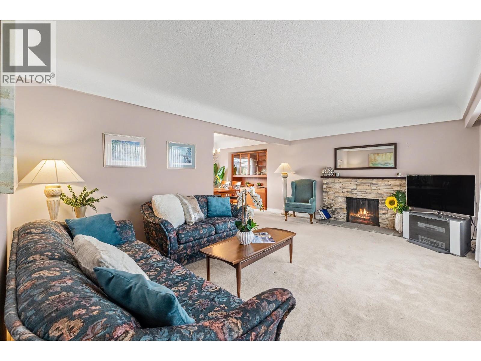 4830 SOUTHLAWN DRIVE