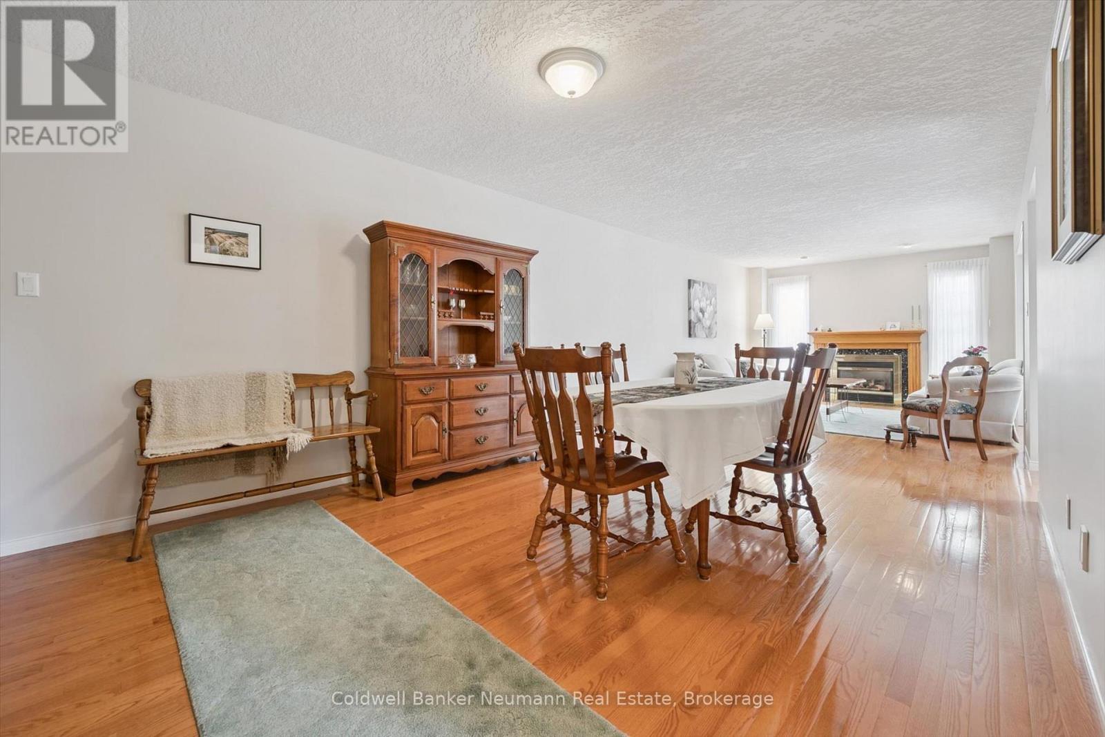 20 - 941 GORDON STREET