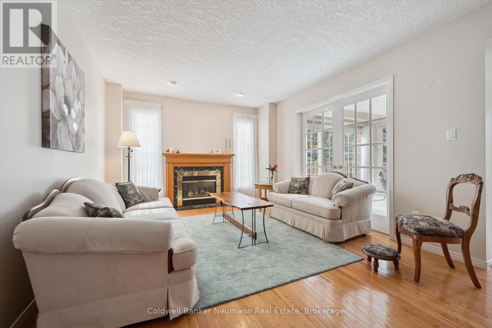 20 - 941 GORDON STREET